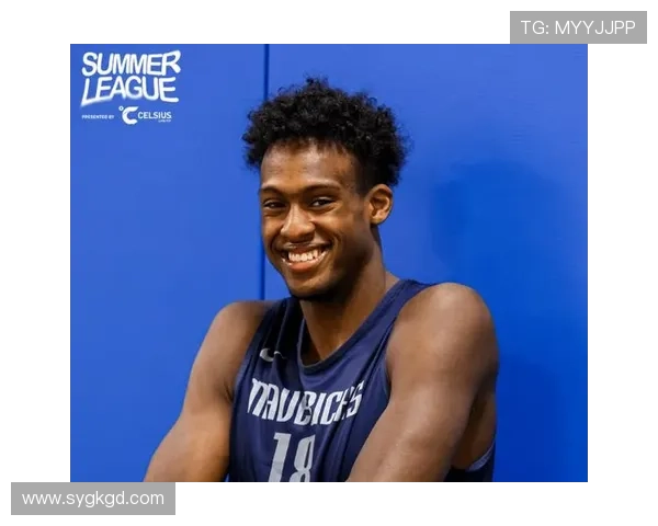 热爱永恒开拓者官方Instagram发布球员新秀时期与现在的对比照片 热爱永恒开拓者官方Instagram发布球员新秀时期与现在的对比照片